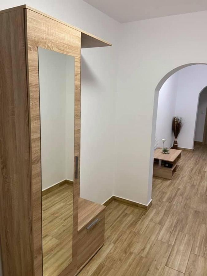Apartament Diana Jurilovca Ngoại thất bức ảnh